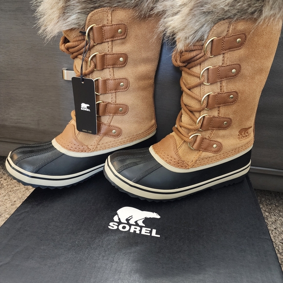 Sorel Women's Tan Winter Boots - Picture 3 of 6